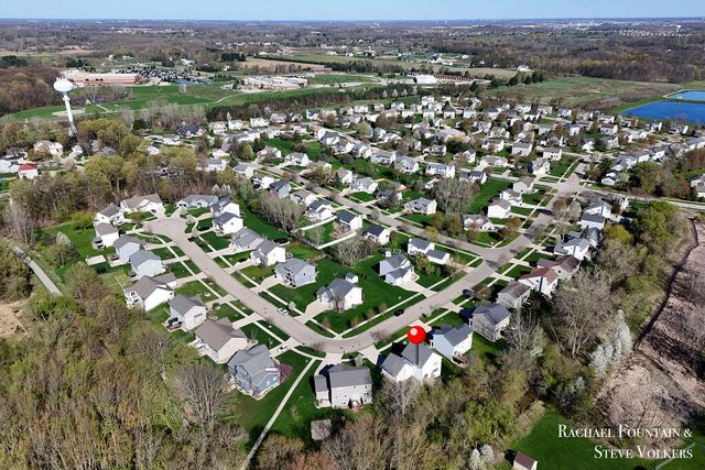 9170 Costner Drive, Caledonia, MI 49316