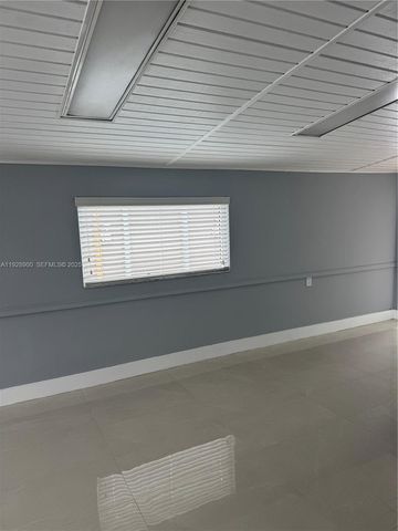 881 Hialeah Dr, Hialeah, FL 33010