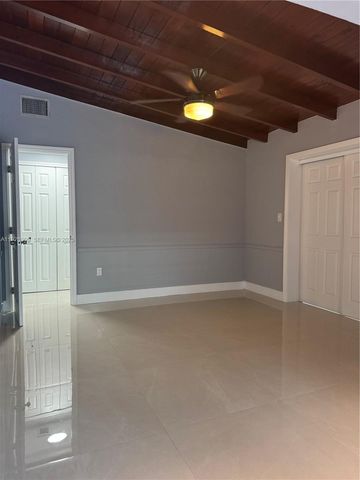 881 Hialeah Dr, Hialeah, FL 33010