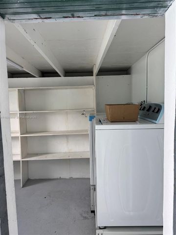 881 Hialeah Dr, Hialeah, FL 33010