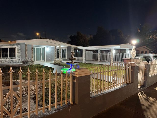 881 Hialeah Dr, Hialeah, FL 33010