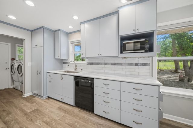 5950 Old Spanish Trail, Bryan, TX 77807