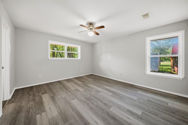 5950 Old Spanish Trail, Bryan, TX 77807