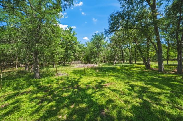 5950 Old Spanish Trail, Bryan, TX 77807