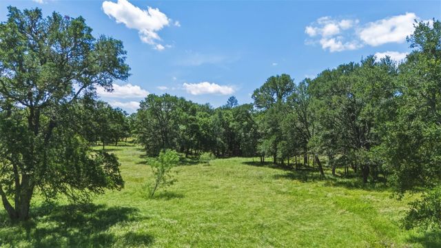 5950 Old Spanish Trail, Bryan, TX 77807