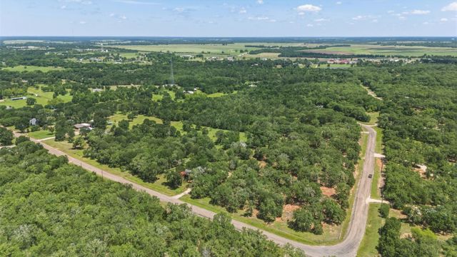 5950 Old Spanish Trail, Bryan, TX 77807