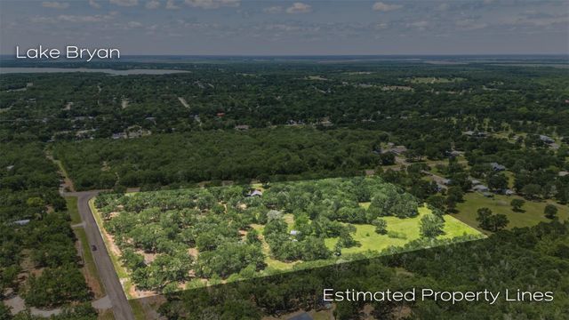 5950 Old Spanish Trail, Bryan, TX 77807