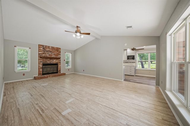 5950 Old Spanish Trail, Bryan, TX 77807