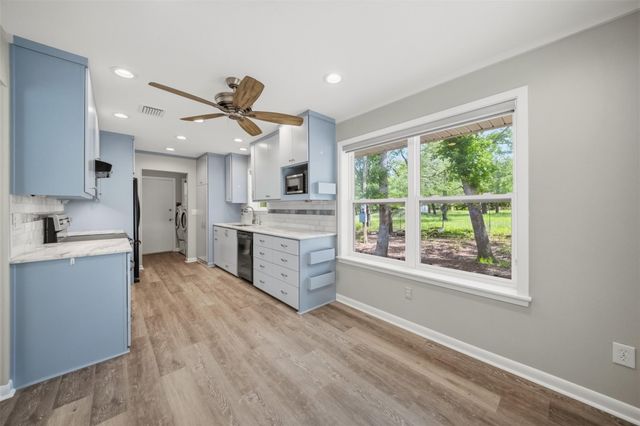 5950 Old Spanish Trail, Bryan, TX 77807