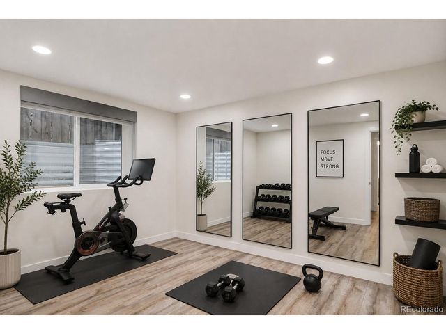 655 S Clarkson St, Denver, CO 80209