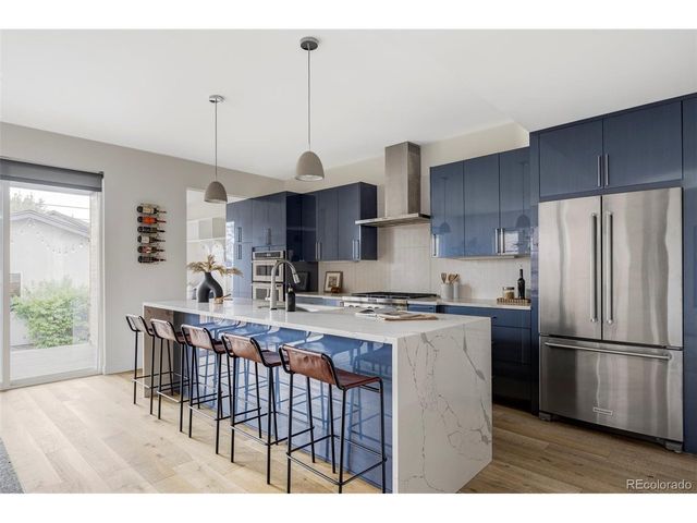 655 S Clarkson St, Denver, CO 80209