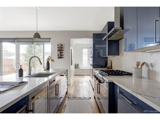 655 S Clarkson St, Denver, CO 80209