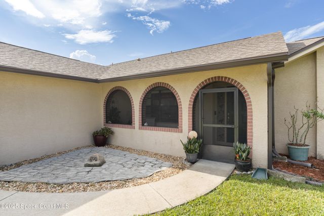 1790 Halfmoon Street NW, Palm Bay, FL 32907