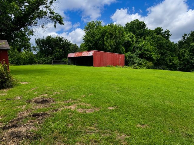 3194 N 56th Street, Springdale, AR 72762