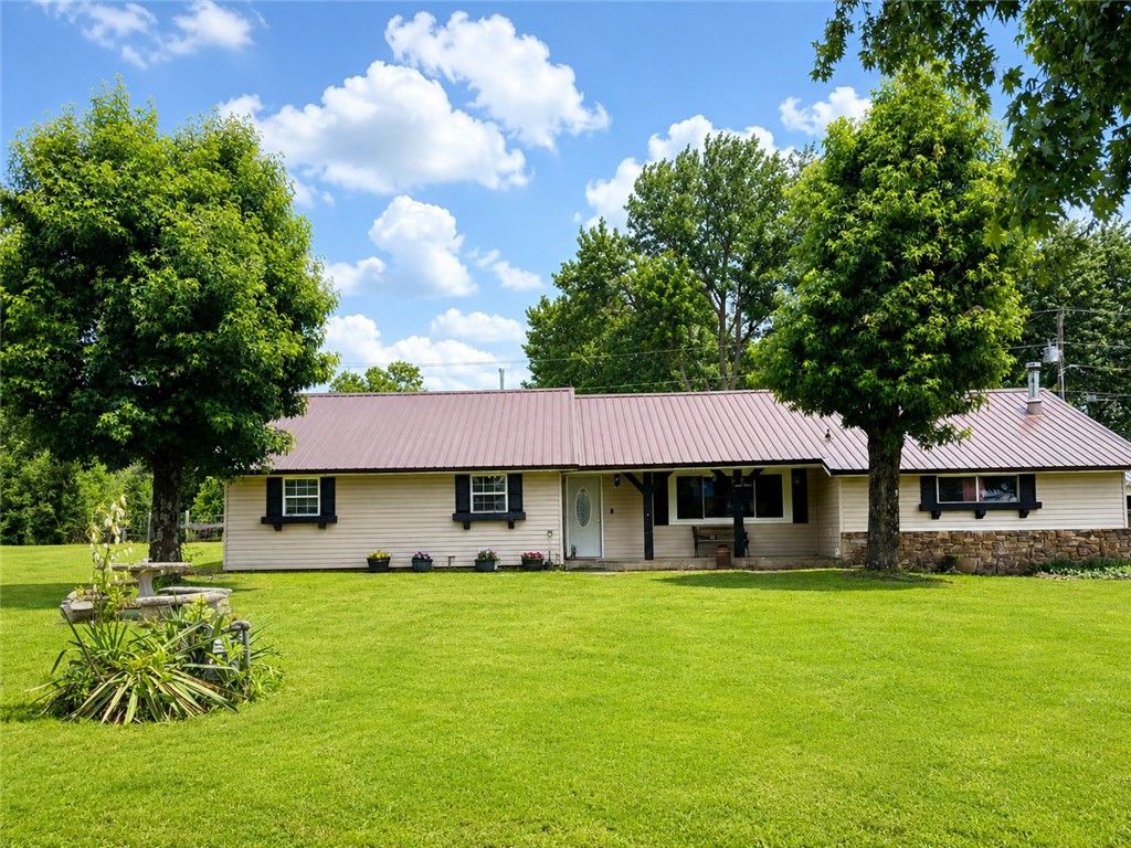 3194 N 56th Street, Springdale, AR 72762
