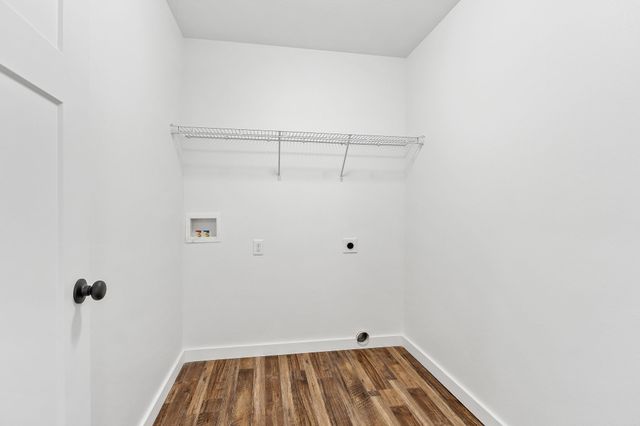 172 Sky View Meadow Dr, Crossville, TN 38555