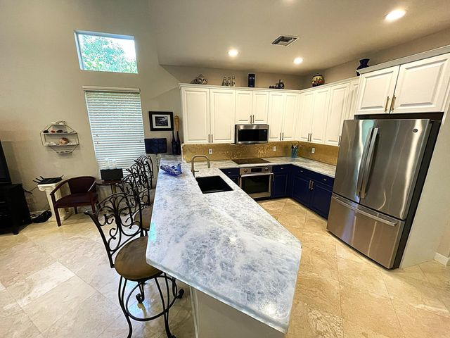 4740 Glenn Pine Lane, Boynton Beach, FL 33436