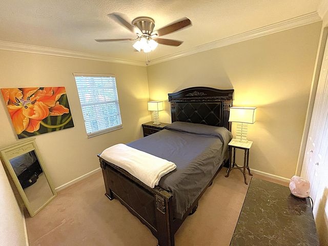 4740 Glenn Pine Lane, Boynton Beach, FL 33436