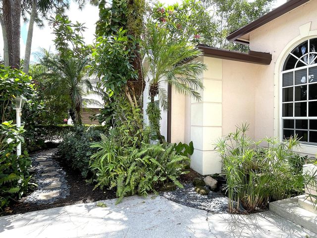 4740 Glenn Pine Lane, Boynton Beach, FL 33436