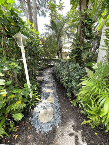 4740 Glenn Pine Lane, Boynton Beach, FL 33436