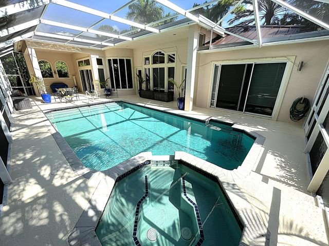 4740 Glenn Pine Lane, Boynton Beach, FL 33436