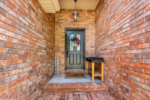 4840 S Prairie View Avenue, Battlefield, MO 65619