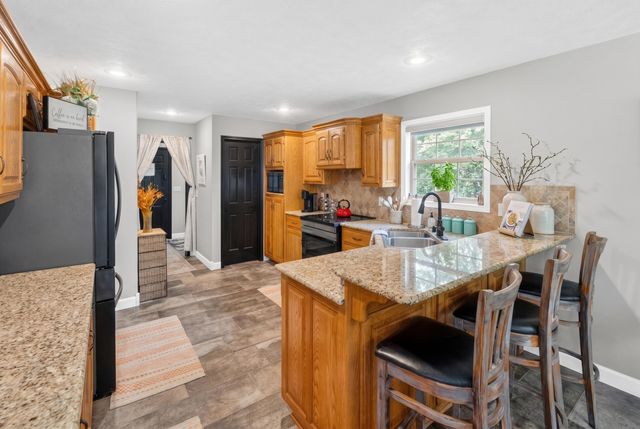 4840 S Prairie View Avenue, Battlefield, MO 65619