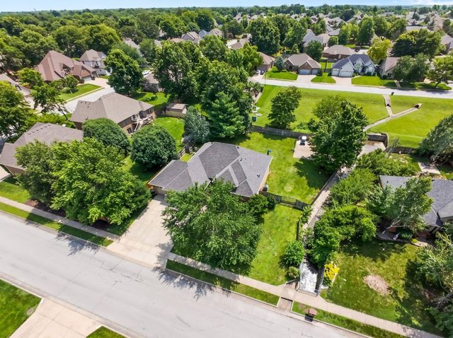 4840 S Prairie View Avenue, Battlefield, MO 65619