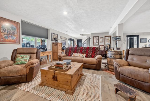 4840 S Prairie View Avenue, Battlefield, MO 65619