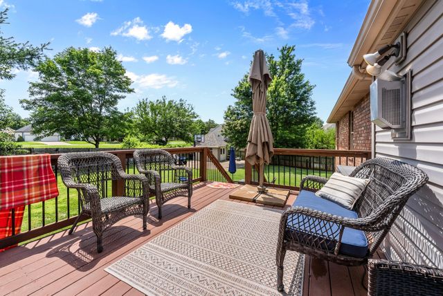 4840 S Prairie View Avenue, Battlefield, MO 65619