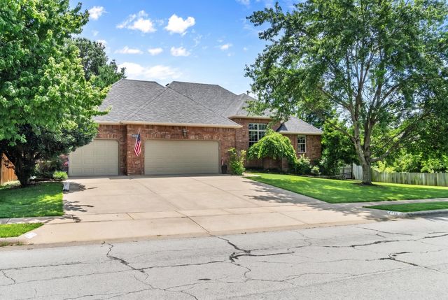 4840 S Prairie View Avenue, Battlefield, MO 65619