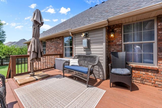 4840 S Prairie View Avenue, Battlefield, MO 65619
