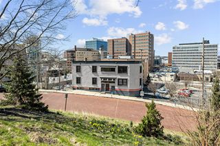 20 & 22 Crescent Street, Grand Rapids, MI 49501