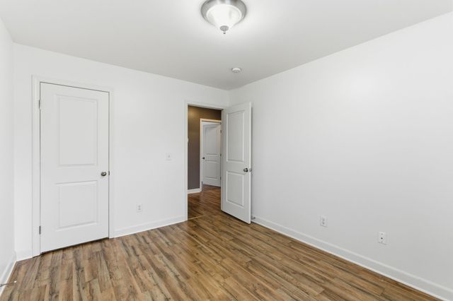 553 Rosedale Ave Apt 102, Nashville, TN 37211