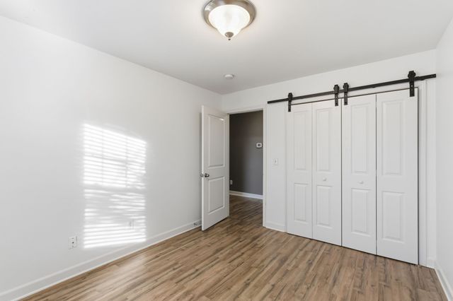 553 Rosedale Ave Apt 102, Nashville, TN 37211