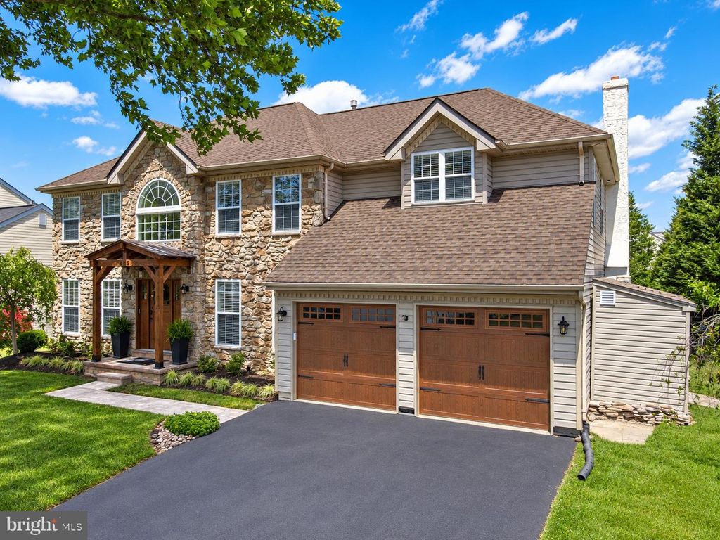 3815 DAYSTAR DR, DOYLESTOWN, PA 18902 — exterior