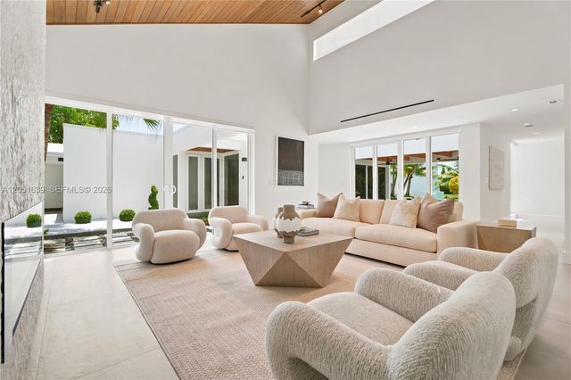 10420 SW 64th Street, Miami, FL 33173