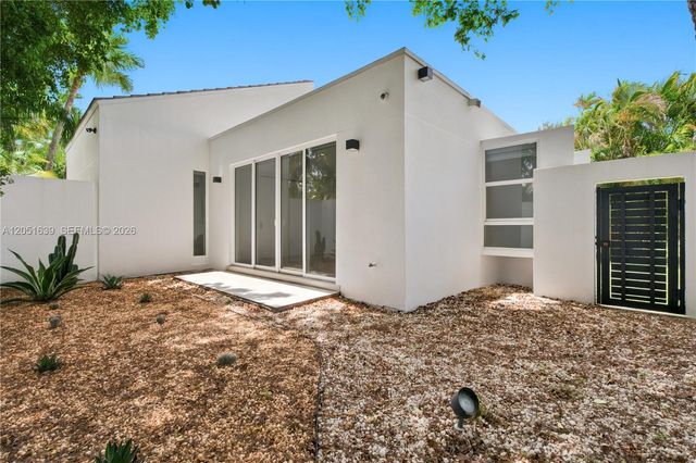 10420 SW 64th Street, Miami, FL 33173