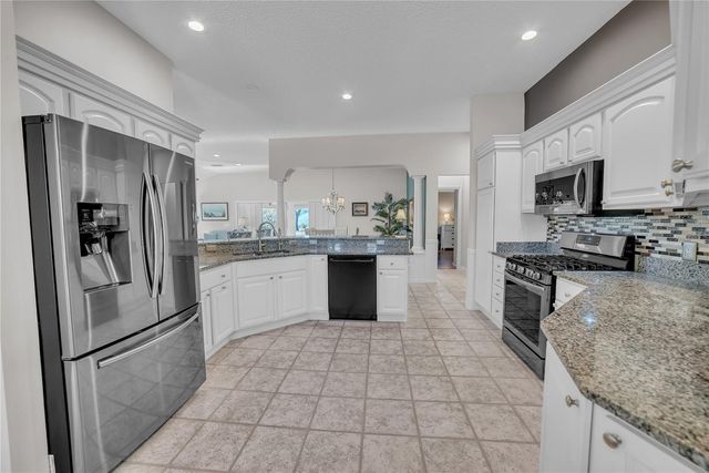 7180 SE 172ND HAZELWOOD LOOP, The Villages, FL 32162