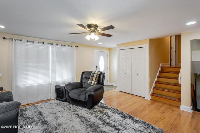 6418 Scarsdale Road, Maumee, OH 43537