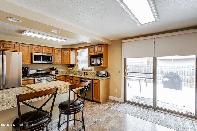 6418 Scarsdale Road, Maumee, OH 43537