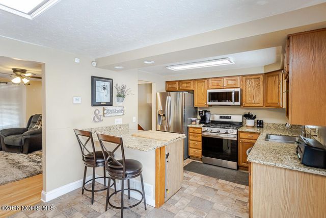 6418 Scarsdale Road, Maumee, OH 43537