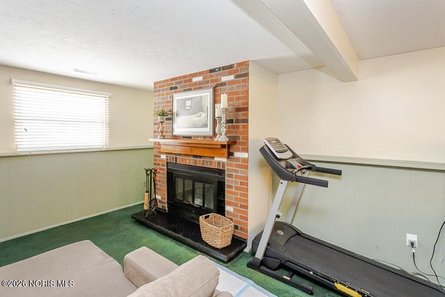 6418 Scarsdale Road, Maumee, OH 43537