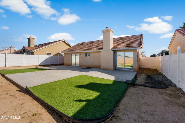 3209 Titcher Lane, Rosamond, CA 93560