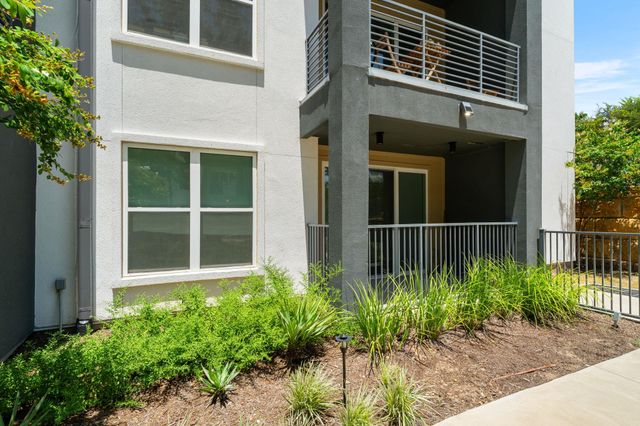 4801 Springdale RD 2002, Austin, TX 78723