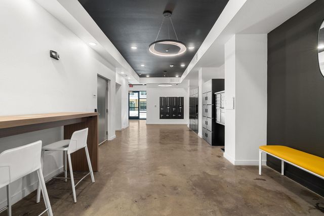 4801 Springdale RD 2002, Austin, TX 78723