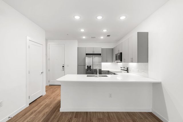 4801 Springdale RD 2002, Austin, TX 78723