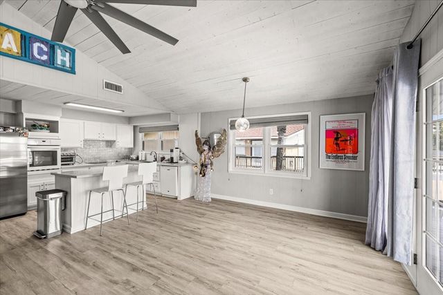 4306 Spanish Main, Jamaica Beach, TX 77554