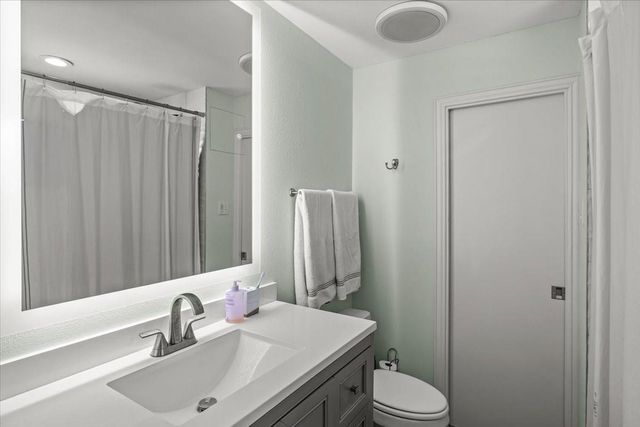 4306 Spanish Main, Jamaica Beach, TX 77554