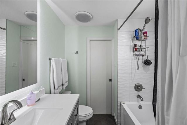4306 Spanish Main, Jamaica Beach, TX 77554